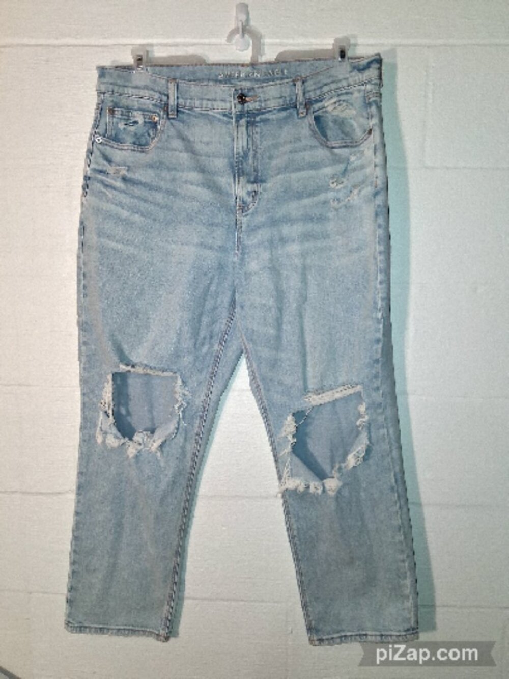 American Eagle Jeans Women's Super High Rise Ankle Straight Distressed Size 18